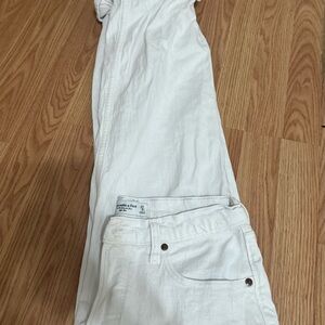 Abercrombie & Fitch White High Rise Jeans